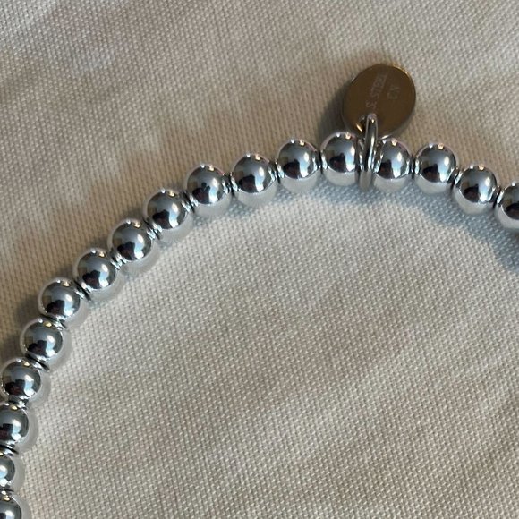 NWT Tocara Nathalie RB01139 Hematite Pink Crystal Bracelet. - Picture 3 of 4